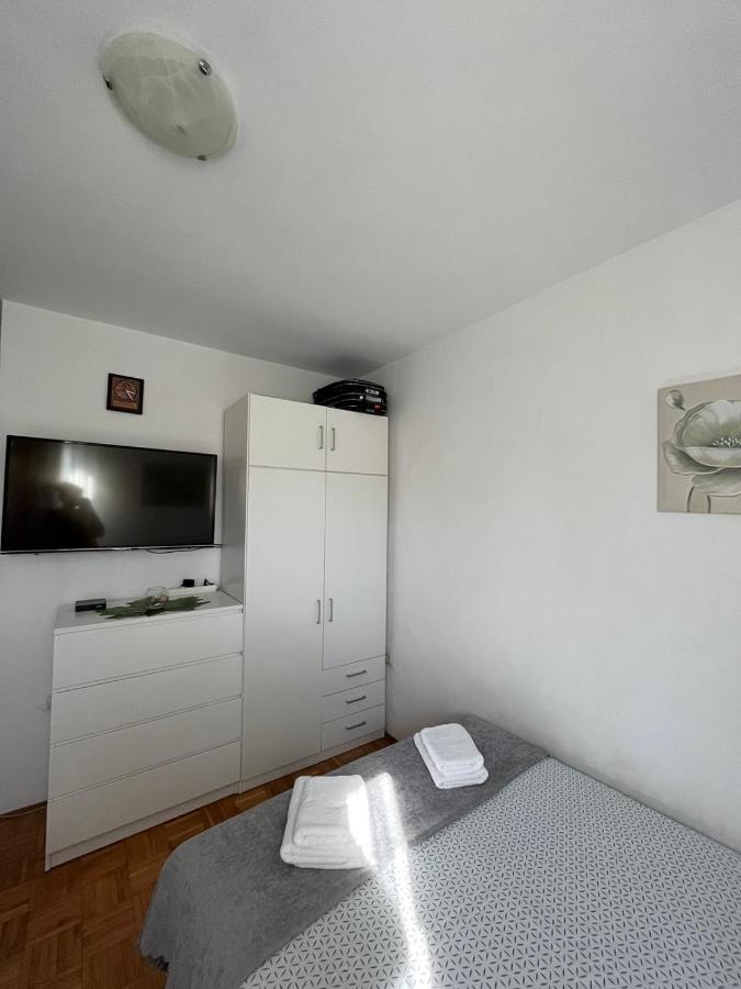 Apartmani "Zuka" Корчула Экстерьер фото